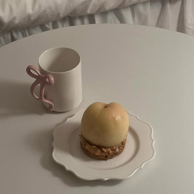 毎日の食卓にちょうどいい、どんなお料理もおいしく見せる白いプレート