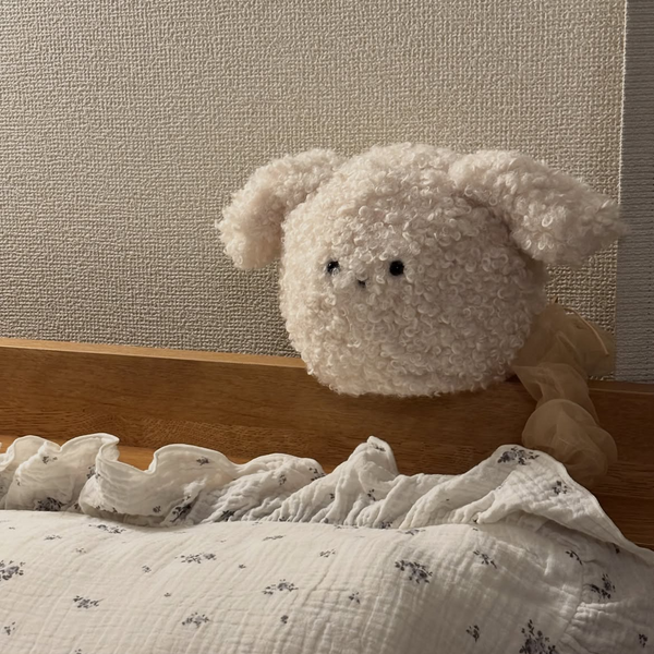 ふわふわの相棒と、心ほどける夜。犬モチーフのランプで楽しむ癒しの時間