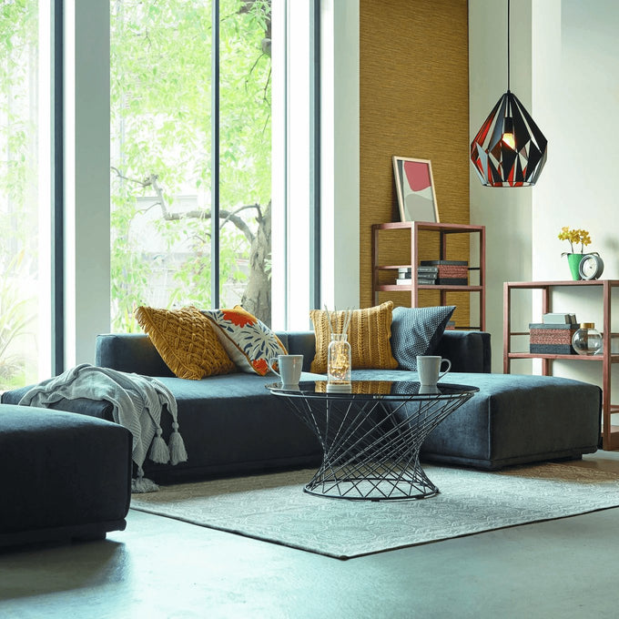 アーバンモダンなお部屋にお洒落度上げる差しアイテムの取入れ方　