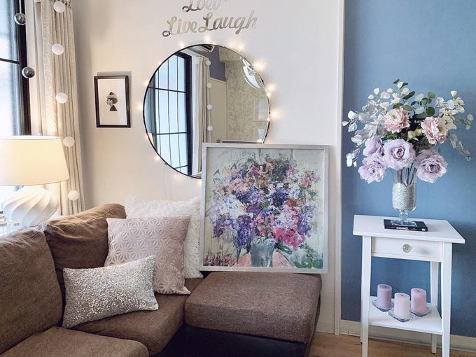 お部屋がぱっと明るくなる、お花がモチーフのアクリルアート