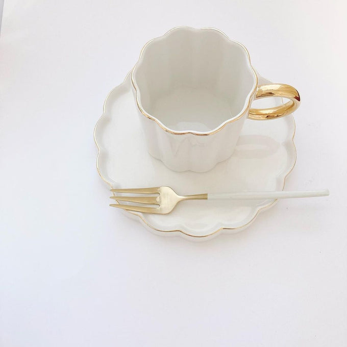 スカラップが可愛い食器シリーズで、映えるおうちカフェを！