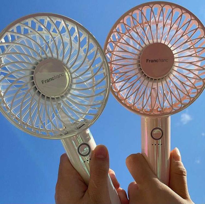 夏のお出かけのお供に！フレハンディファン