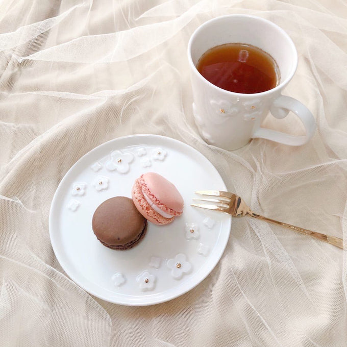 ぷっくりしたお花がモチーフの食器シリーズ
